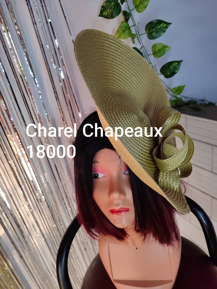 Chapeau en or